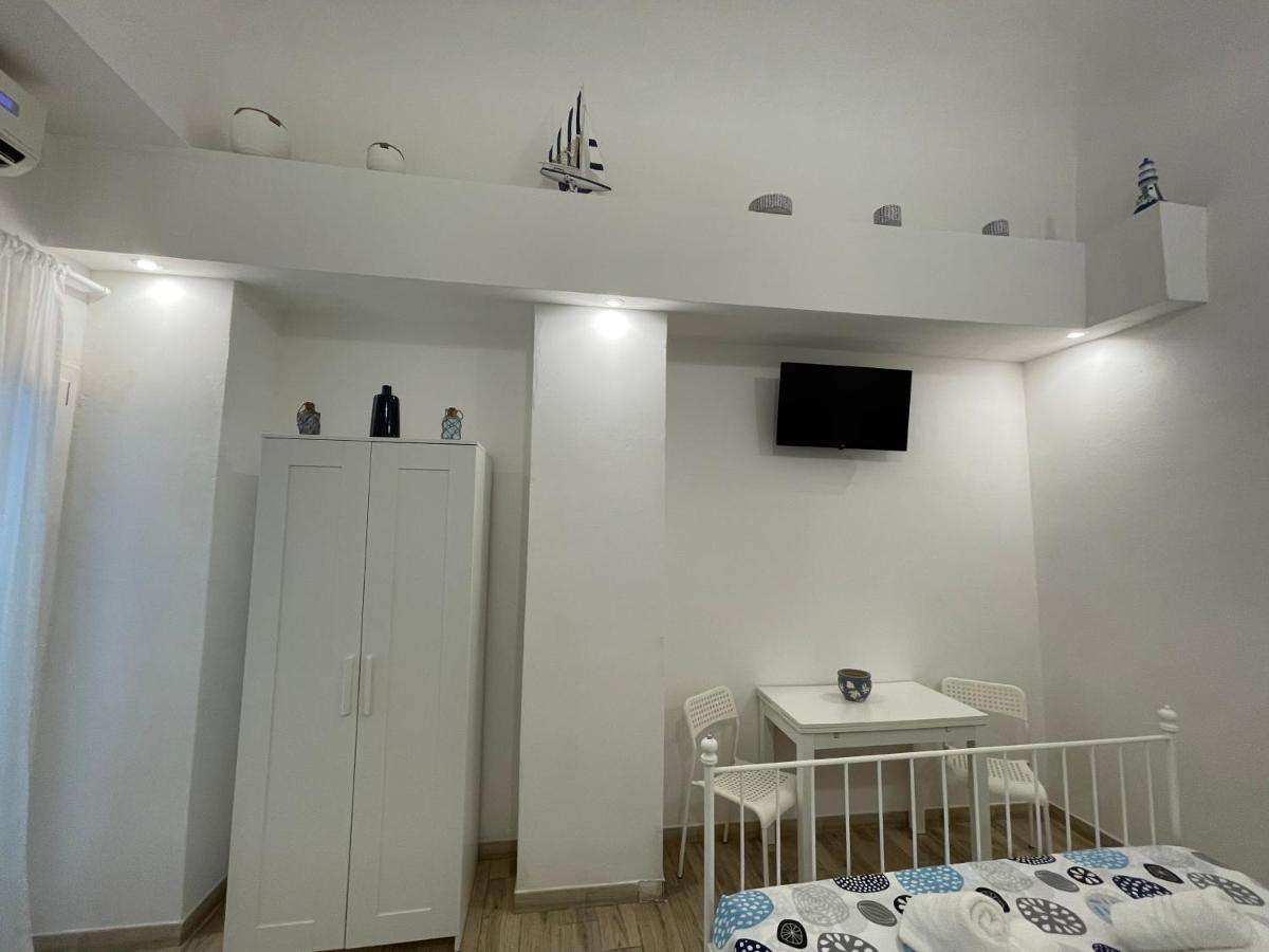 White Shell Rooms Accomodation Fast Check-In 阿尔盖罗 外观 照片