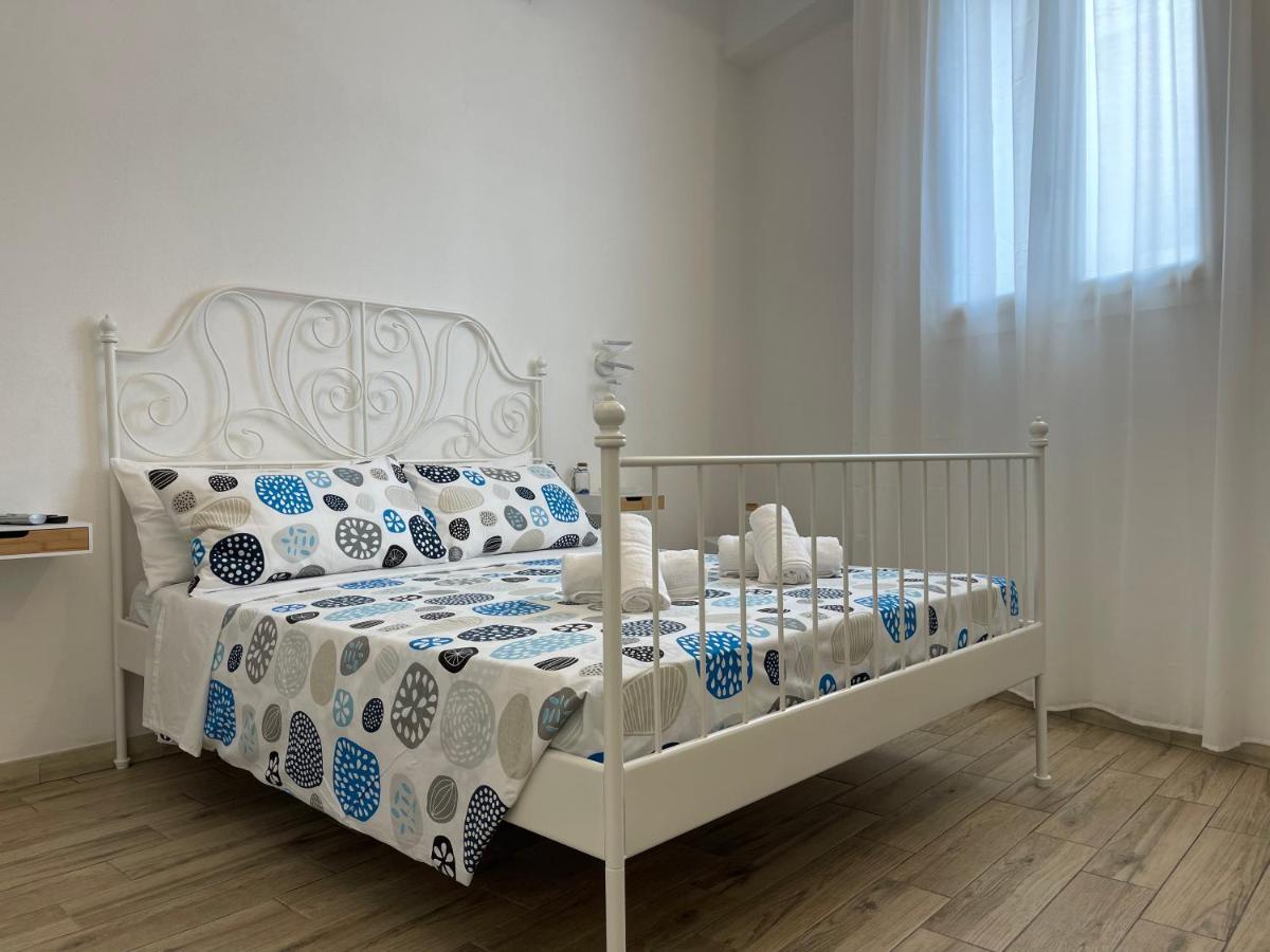 White Shell Rooms Accomodation Fast Check-In 阿尔盖罗 外观 照片