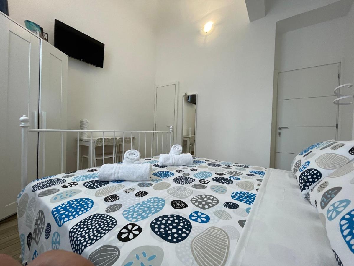 White Shell Rooms Accomodation Fast Check-In 阿尔盖罗 外观 照片
